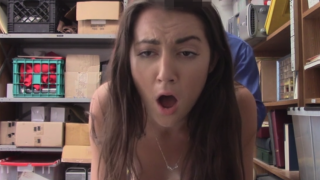 Shoplyfter Lily Adams