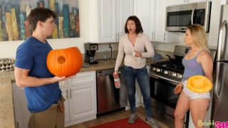 Bratty Sis – Pumpkin Fuck – S3:E11